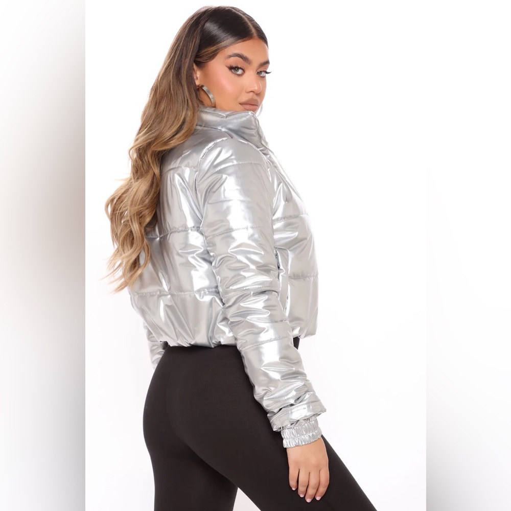 Keep up with me silver puffer / sold out!